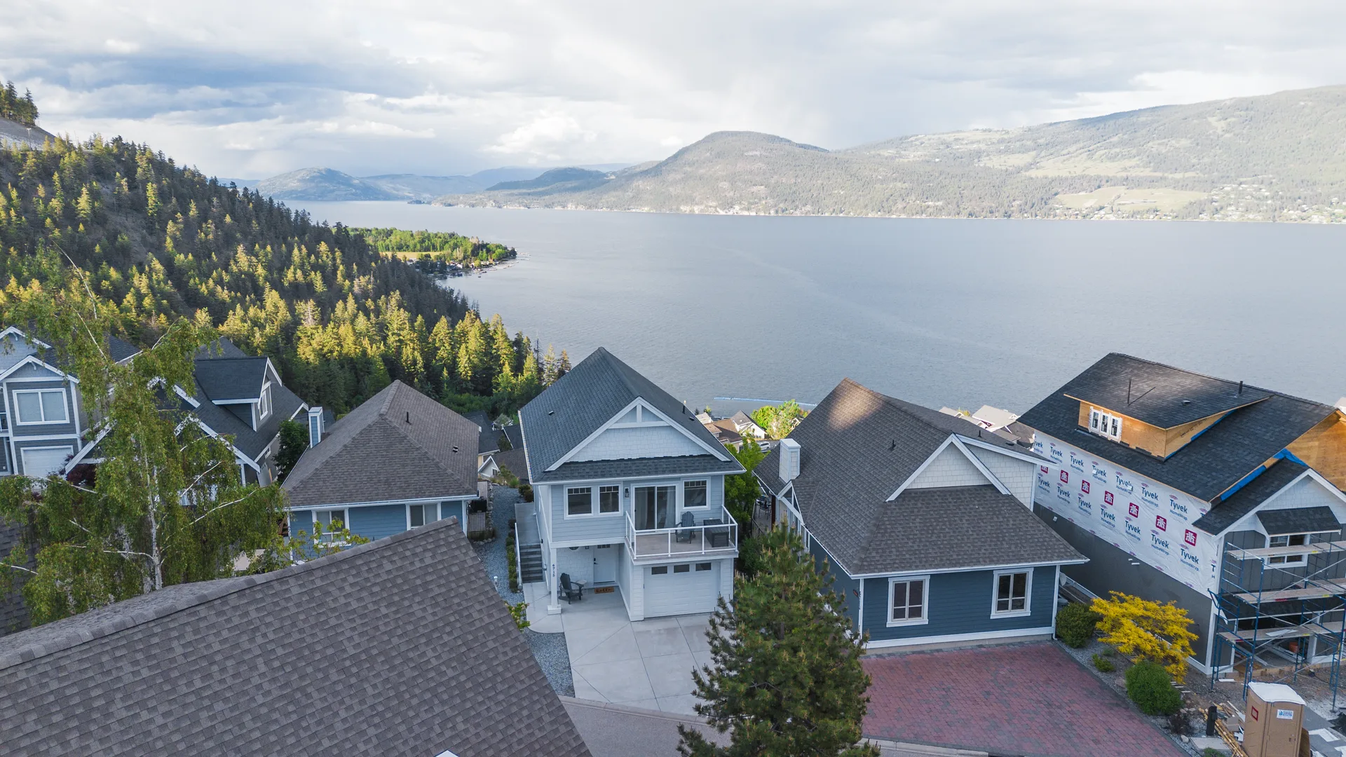 LaCasa Resort overlooking Okanagan Lake